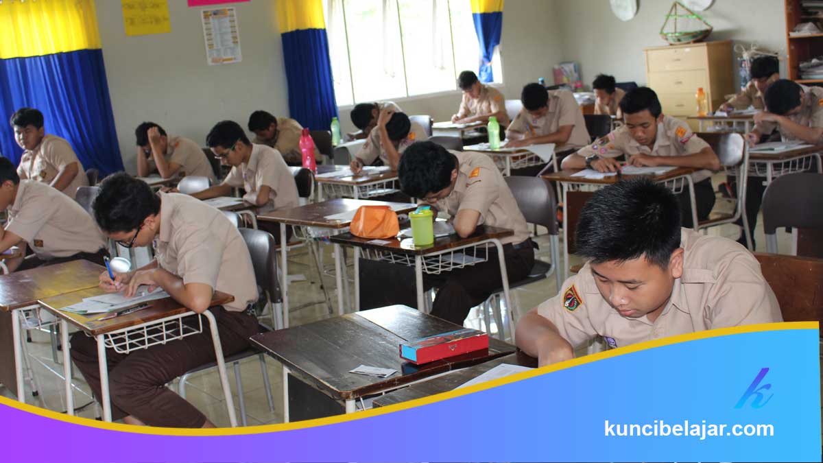 Try-Out-SMP-sebagai-Bekal-Akademik-dan-Mental-Menuju-Jenjang-SMA Try Out SMP sebagai Bekal Akademik dan Mental Menuju Jenjang SMA